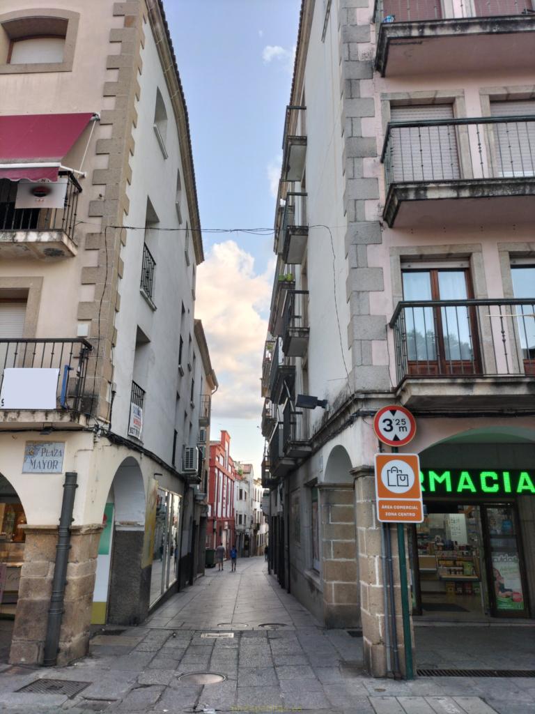 Plaza Mayor con calle Trujillo, Plasencia