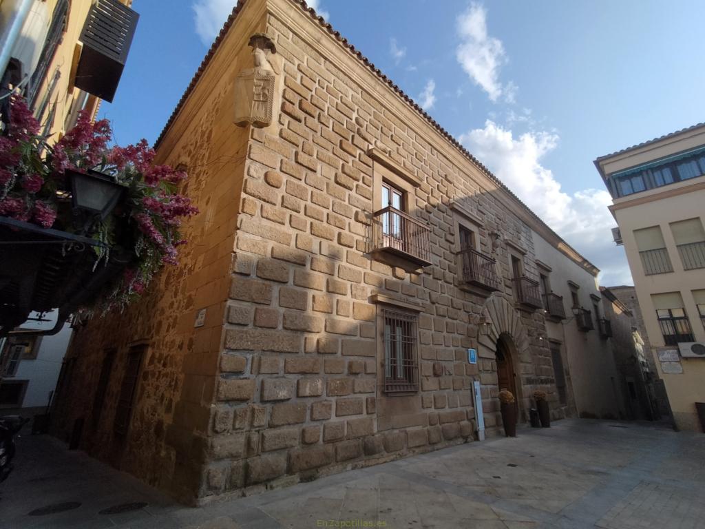 Palacio de los Carvajal Girón, Plasencia