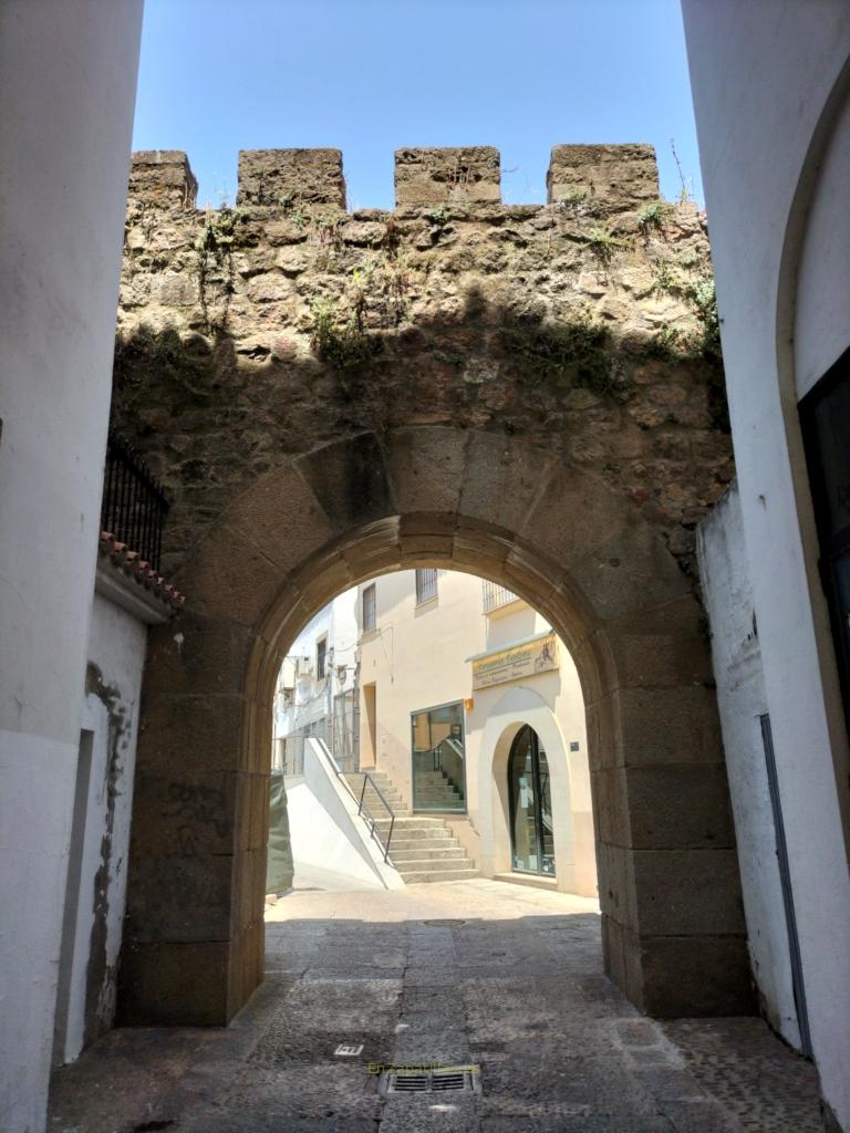 Puerta Clavero, Plasencia
