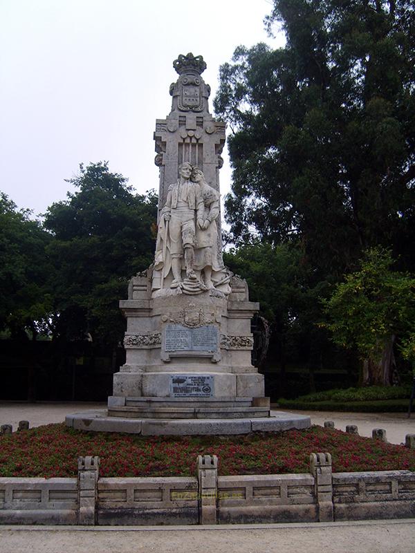 Estatua Rosalía de Castro
