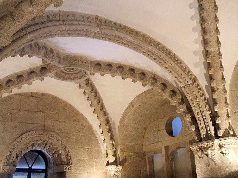 Interior del Palacio de Gelmírez