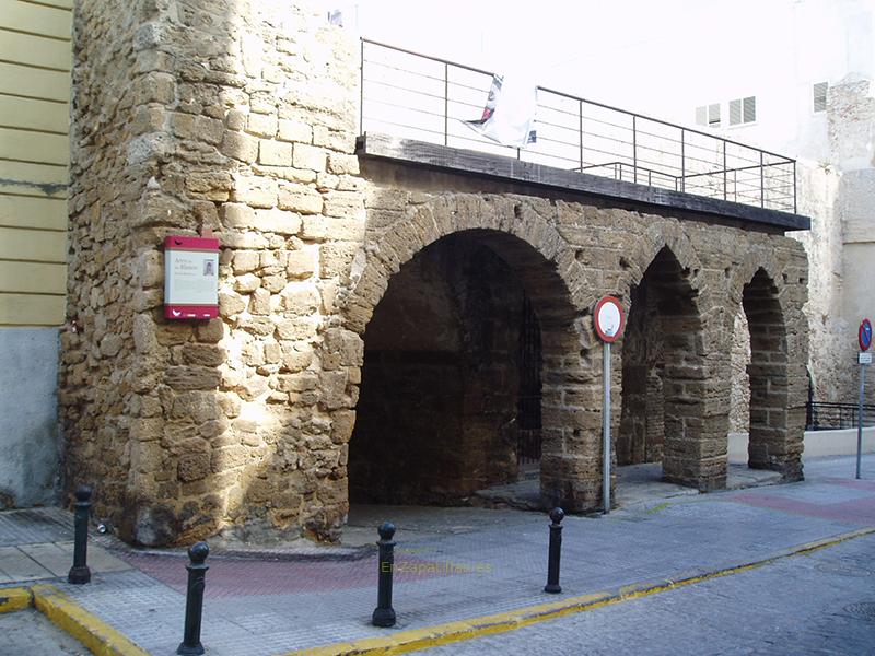 Arco de los Blanco, Cádiz