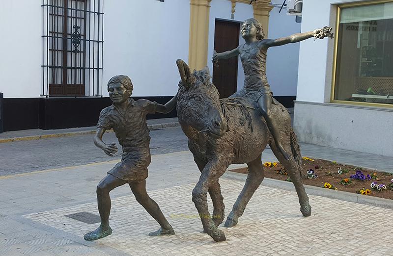 Escultura Idilio de Abril, Moguer