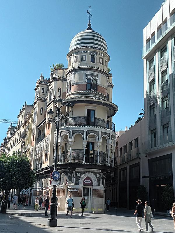 Edificio La Adriatica, Sevilla