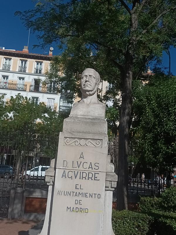 Monumento a Lucas Aguirre, Madrid