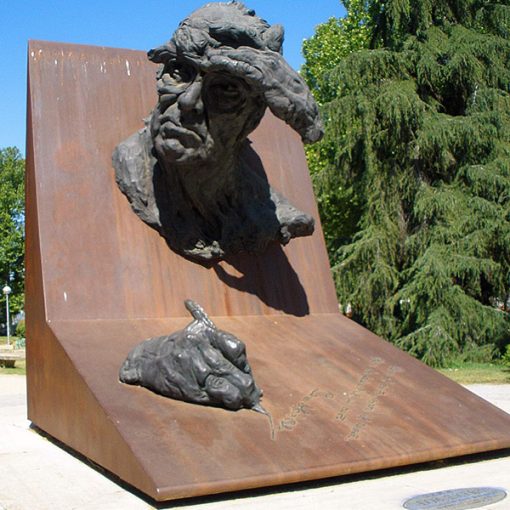 Monumento a Camilo José Cela