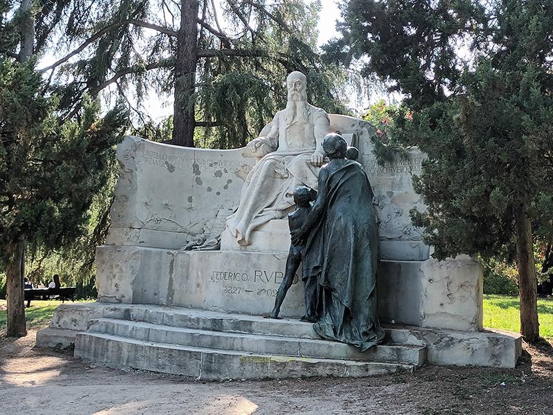 Monumento a Federico Rubio, Parque del Oeste, Madrid