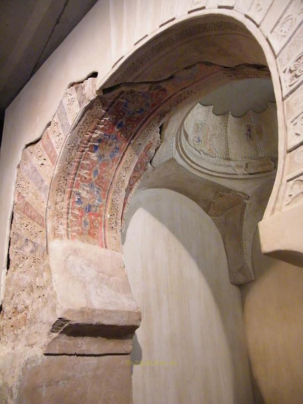 Detalle del mihrab del Alcázar Mayor, Murcia