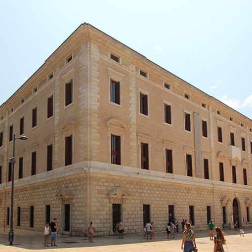 Palacio de la Aduana, Málaga