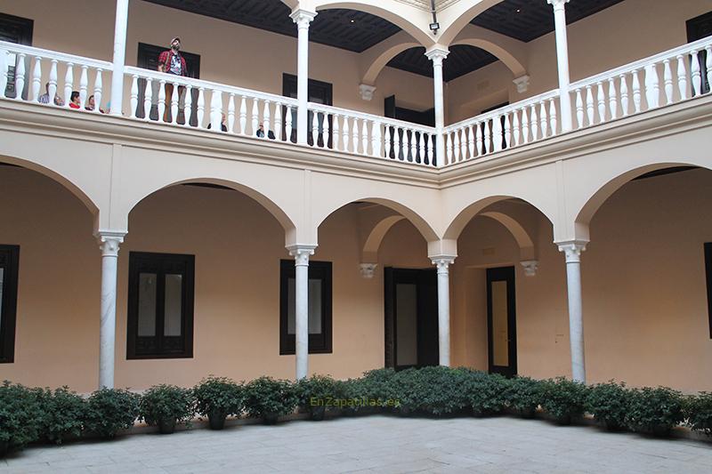Patio del Museo Picasso Málaga