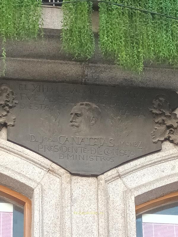 Placa en honor a José Canalejas, Madrid