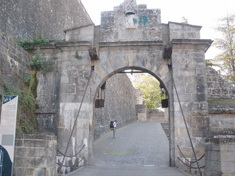 Portal de Francia, Pamplona