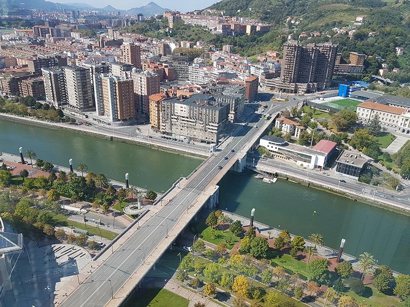 Puente de Deusto, Bilbao