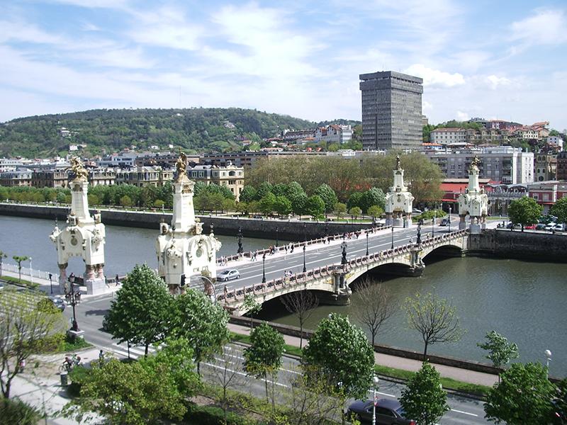 Puente de María Cristina, San Sebastián