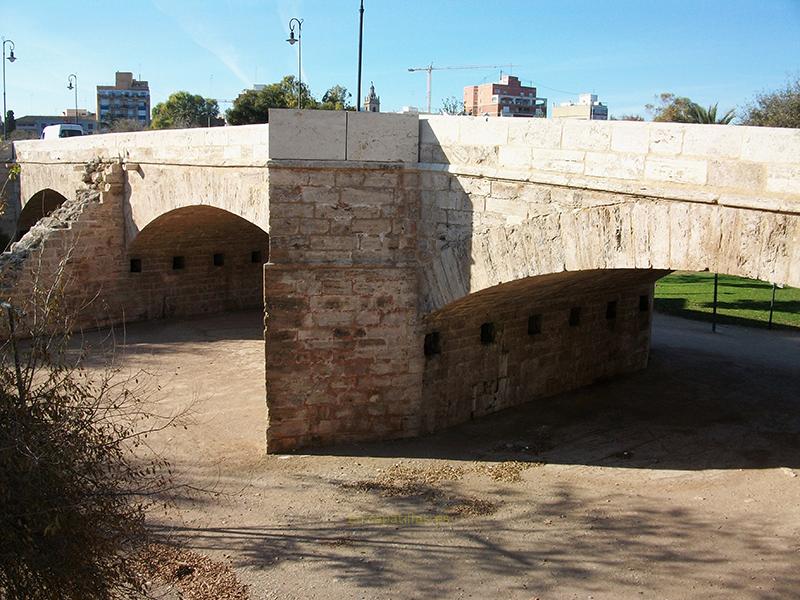 Puente de Serranos, Valencia