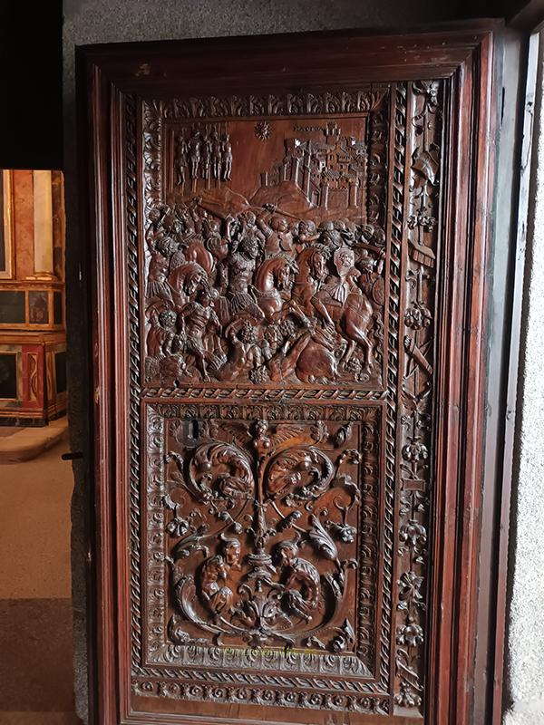 Puerta de la Capilla del obispo, Madrid