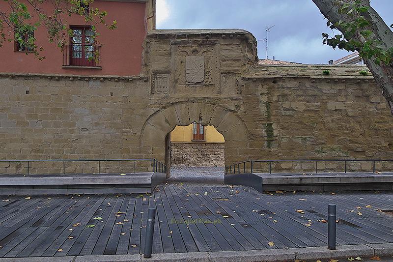 Puerta del Revellín, Logroño