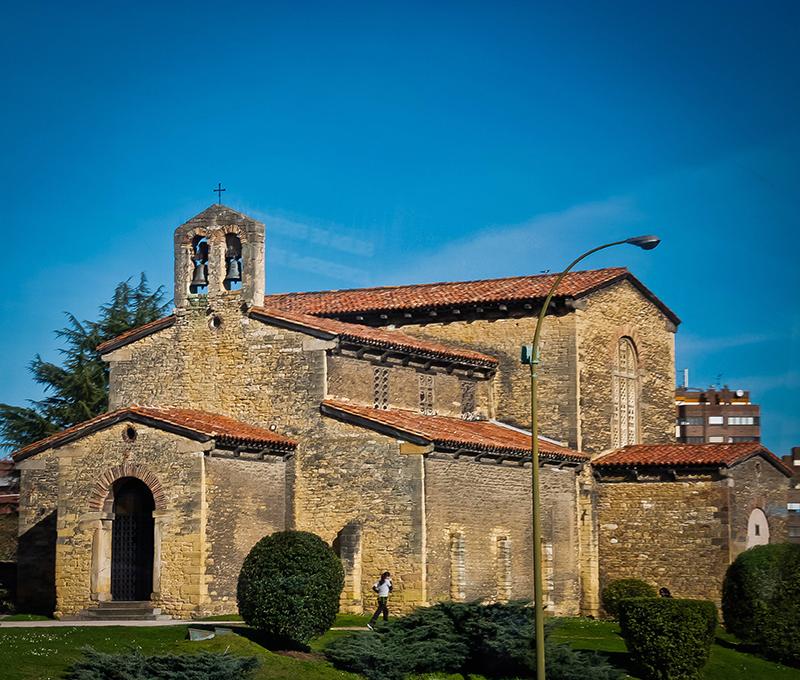 San Julián de los Prados