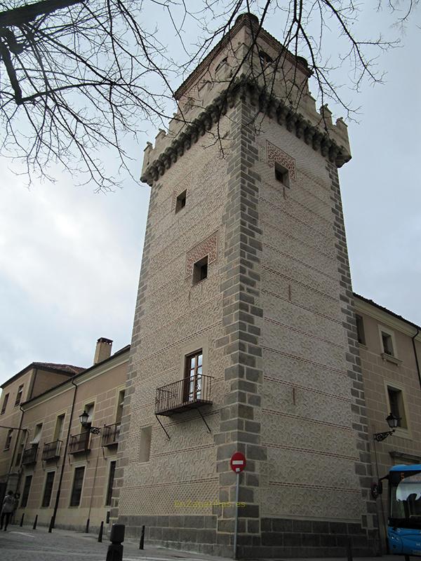 Torreón de los Arias Dávila, Segovia