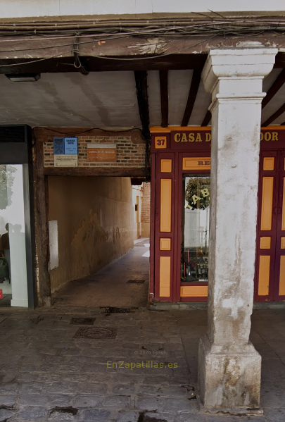 Entrada a la zona de la Sinagoga, Alcalá de Henares
