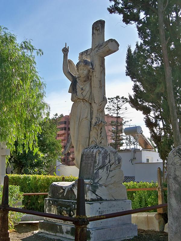 Tumba de Mary Ann Plews, Málaga