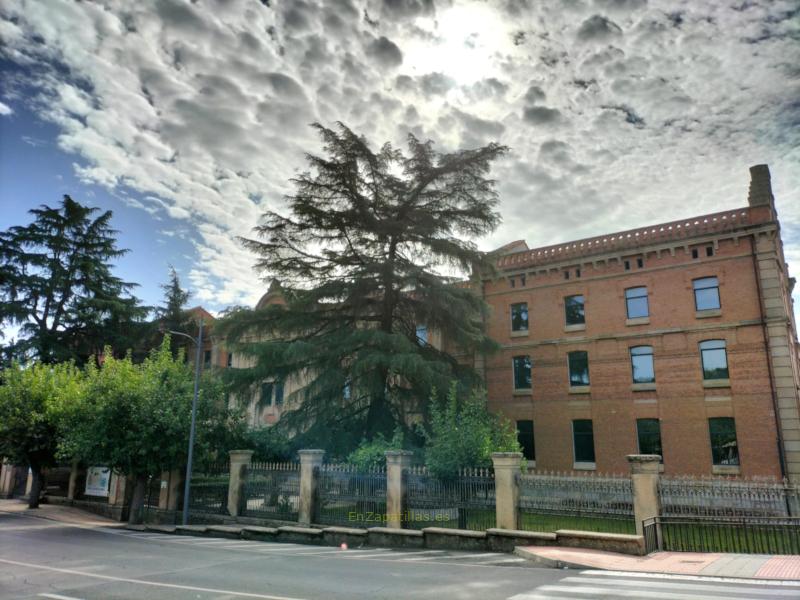 Centro universitario de Plasencia