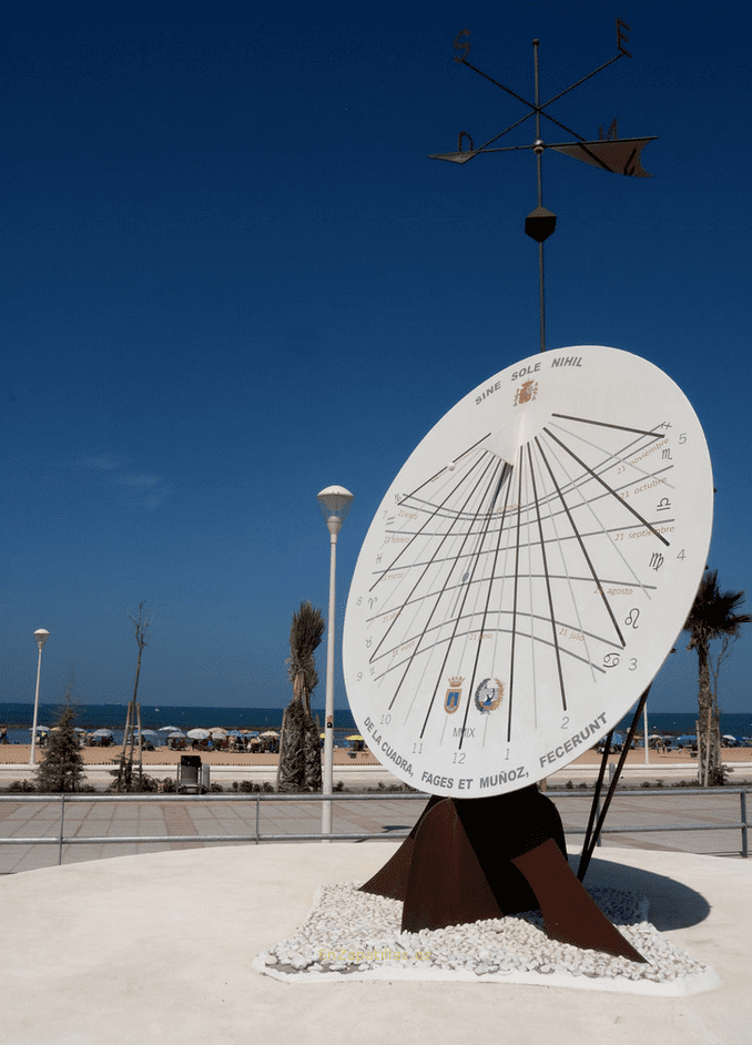 Reloj de Sol Oblicuo, Chipiona