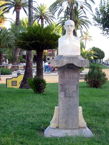 Monumento a Cipriano Martínez Rücker, Córdoba