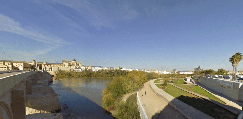 Paseo del río de Córdoba