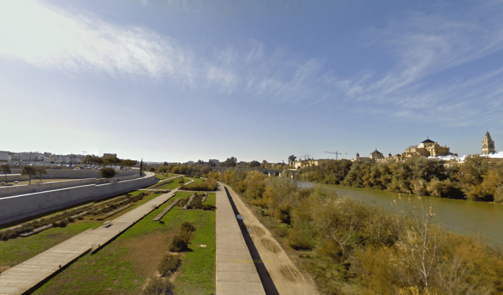Paseo del río de Córdoba