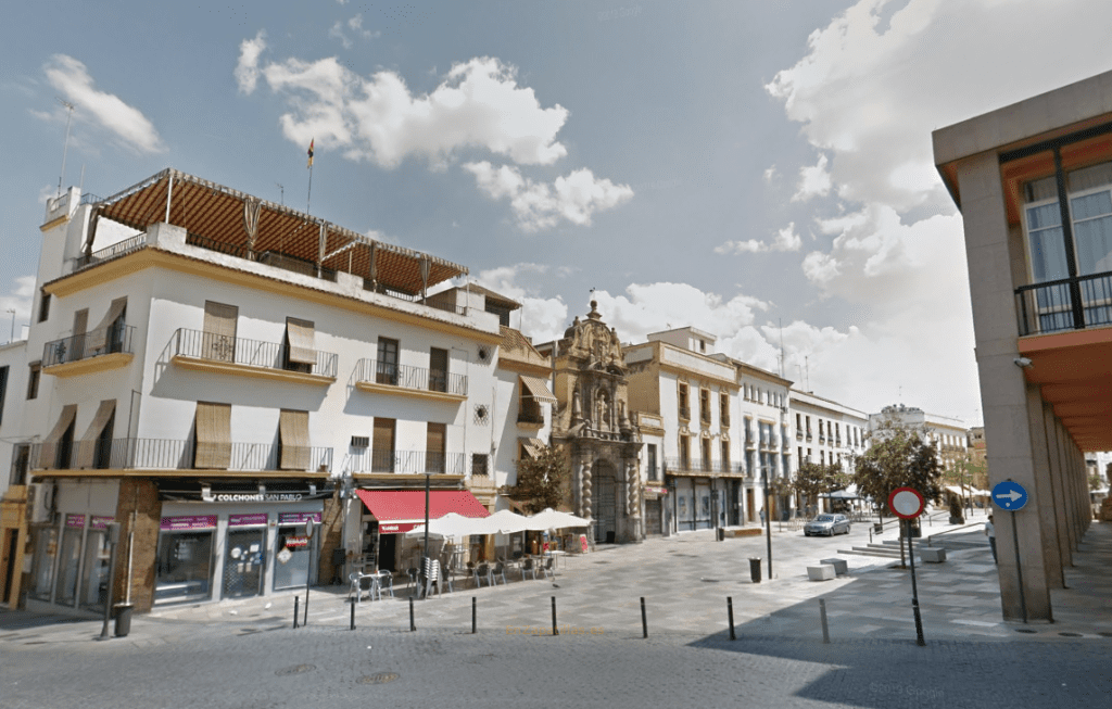 Confluencia de las calles Alfaros, Alfonso XIII y San Pablo, Córdoba