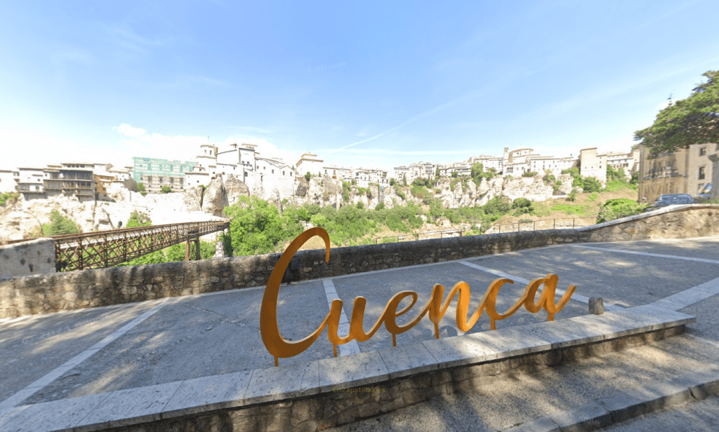 Vistas de Cuenca desde la subida a San Pablo