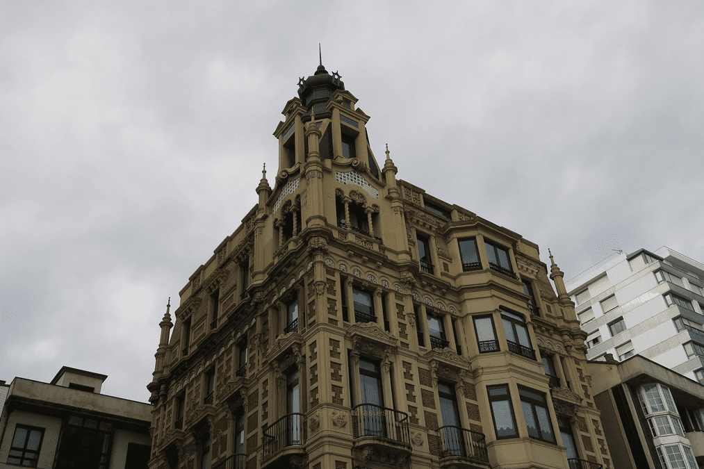 Edificio calle Cabrales, 18 de Gijón