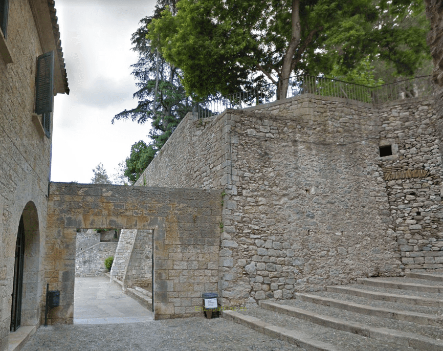 Plaza de los Jurados, Girona