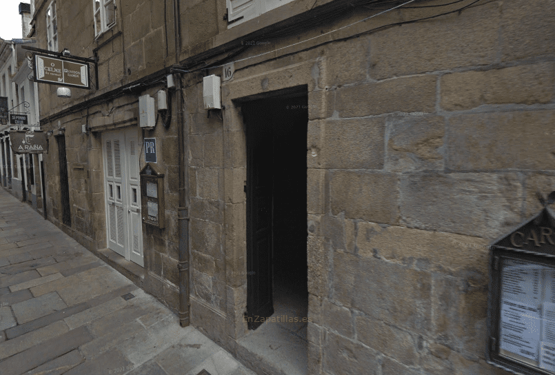 Rúa da Raña, 16-18. Santiago de Compostela
