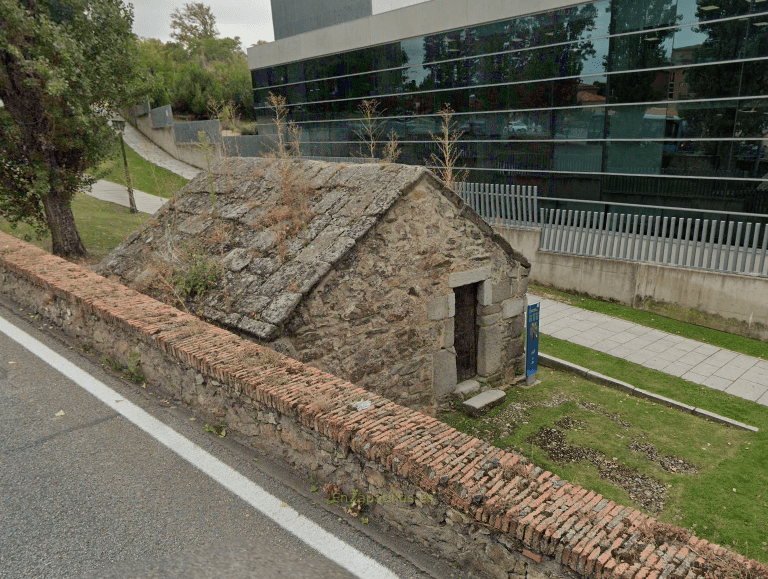 Caseta de piedra, Segovia